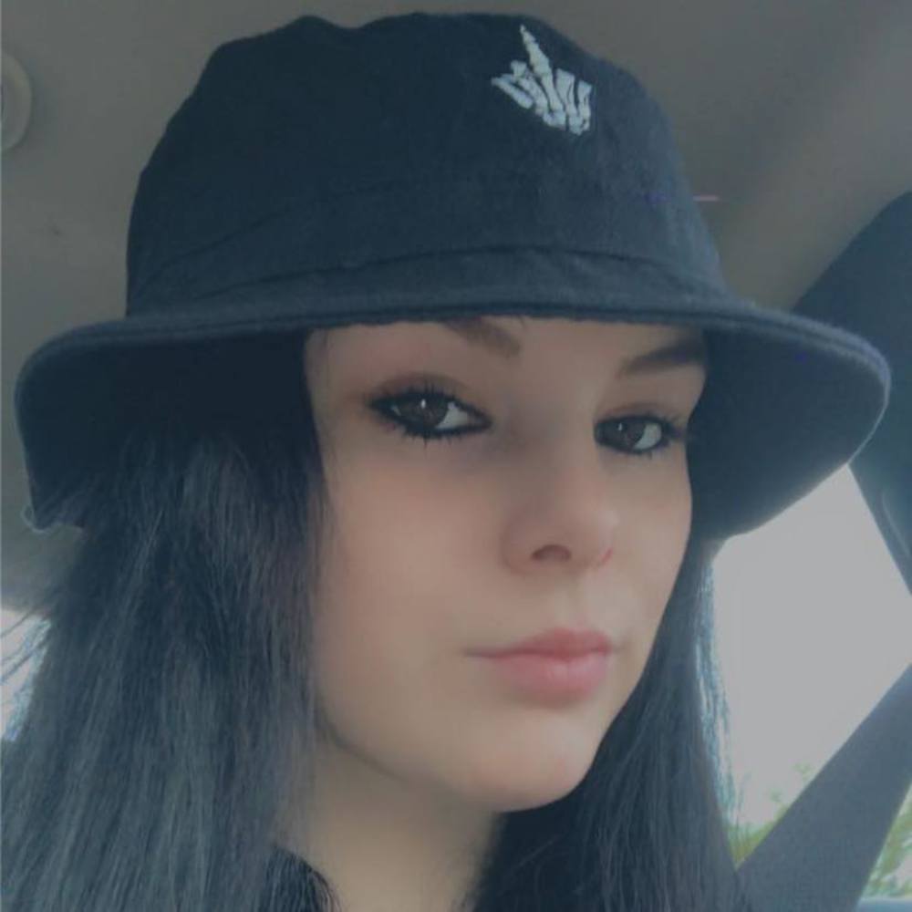 Meet your Posher, Devon